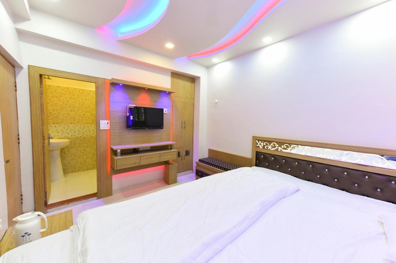 Hn Palace Homestay Агра Екстер'єр фото